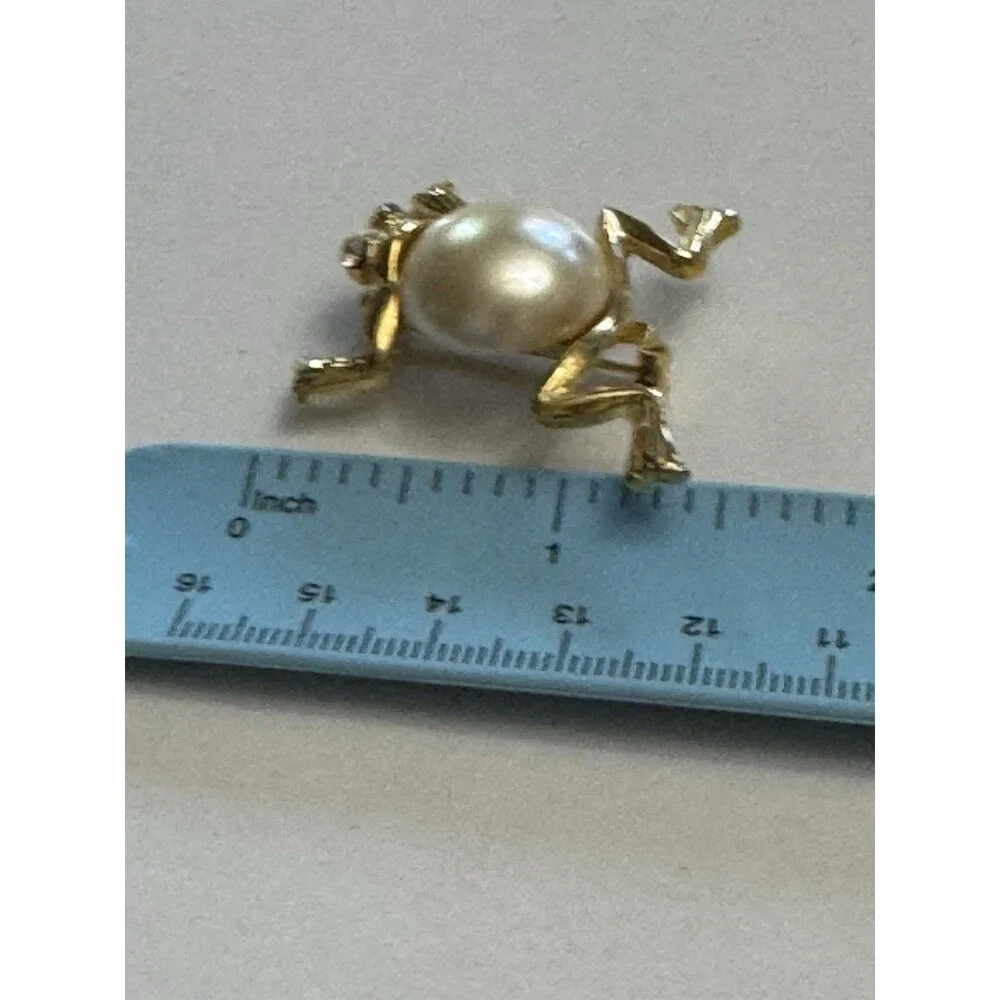 Vintage Gold Tone Frog Brooch Faux Pearl Belly 1.25 Inch